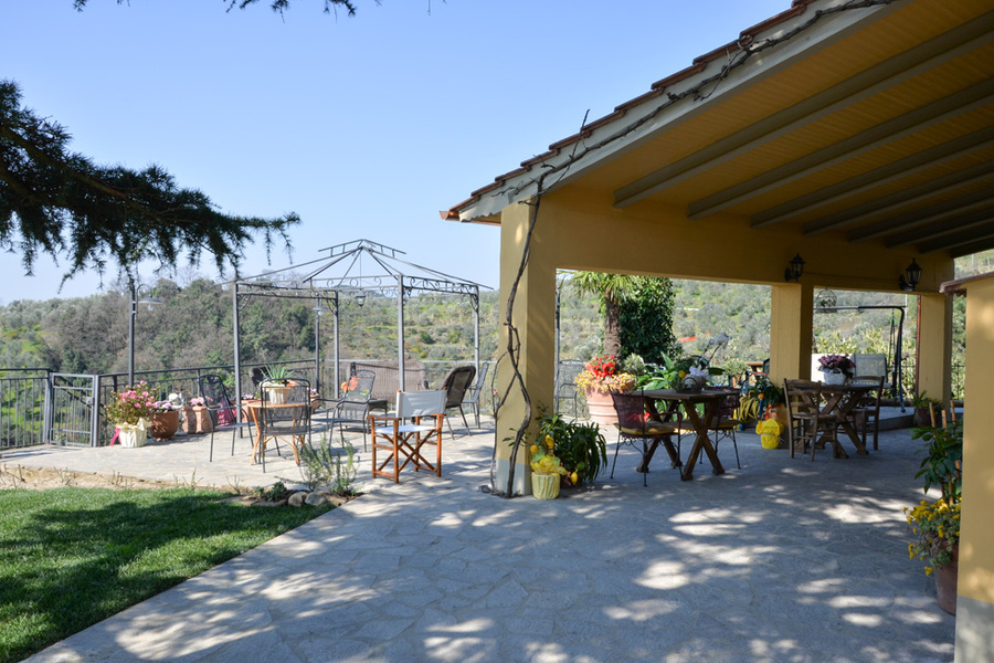 Veduta Veranda - Agriturismo Campo Fiorito - Via Dei Rocchi 190, 51015 - Monsummano Terme (PT) - Toscana - Italia