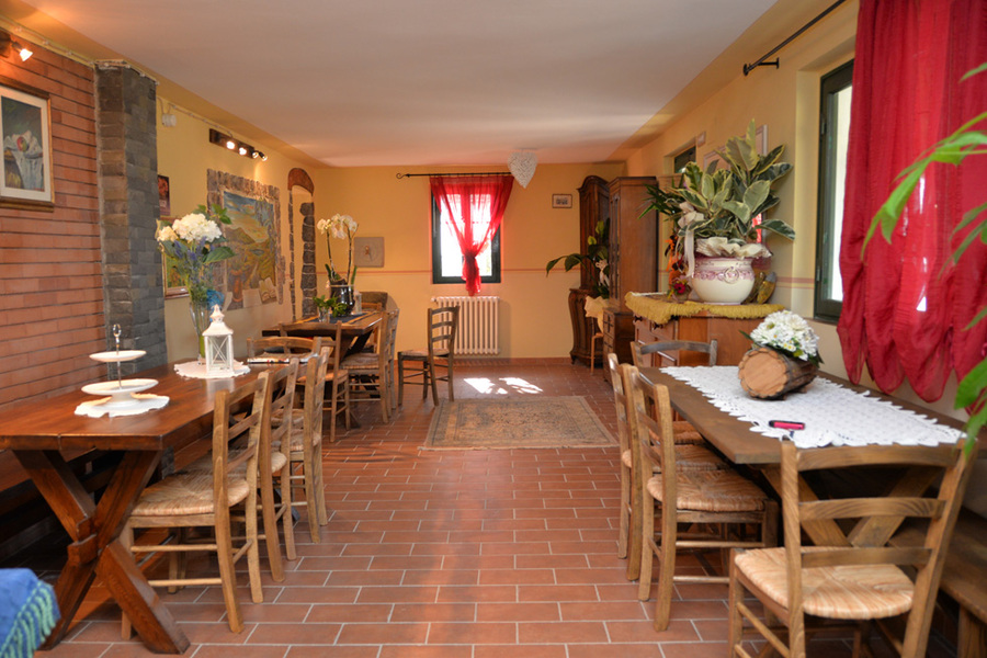 Sala Ristorazione - Agriturismo Campo Fiorito - Via Dei Rocchi 190, 51015 - Monsummano Terme (PT) - Toscana - Italia
